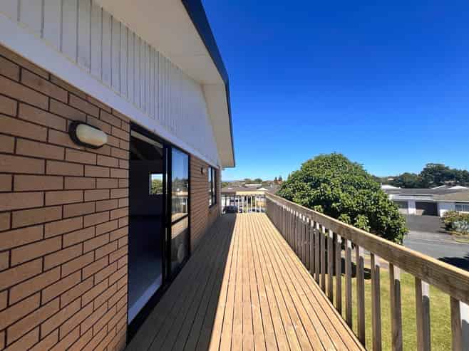 7 Churchill Terrace, Waiuku