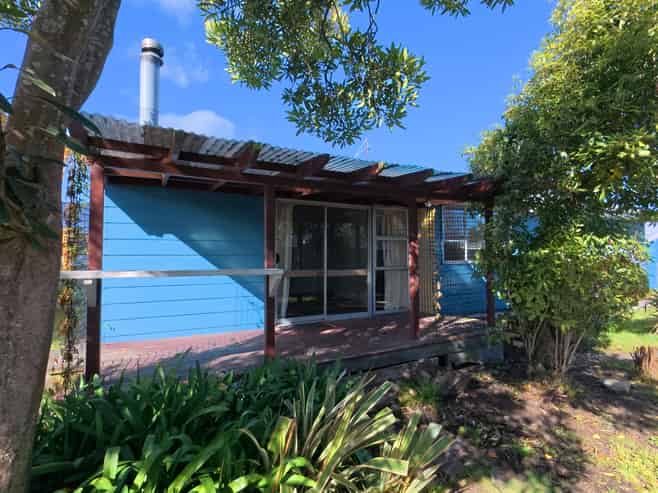 8 Arihia Street, Nukuhau