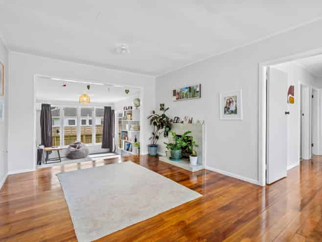 50 Clark Road, Kamo