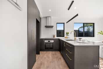 10 Rongonui Street, Elderslea