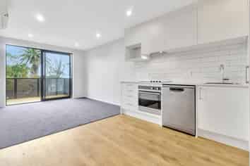 6/1 Fruitvale Road, New Lynn