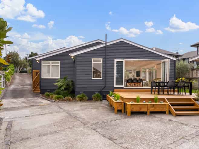 4 Lyndhurst Street, Waiotaiki Bay
