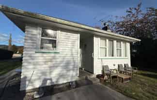 32 Thackeray Street, Trentham