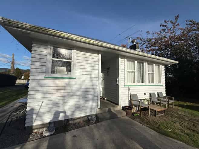 32 Thackeray Street, Trentham
