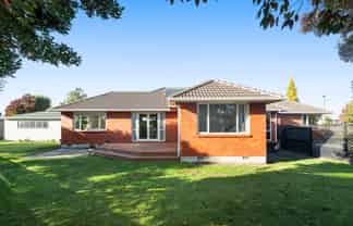 25 Bideford Place, Dallington