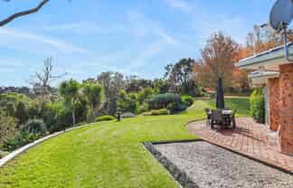 1152A East Coast Road, Redvale