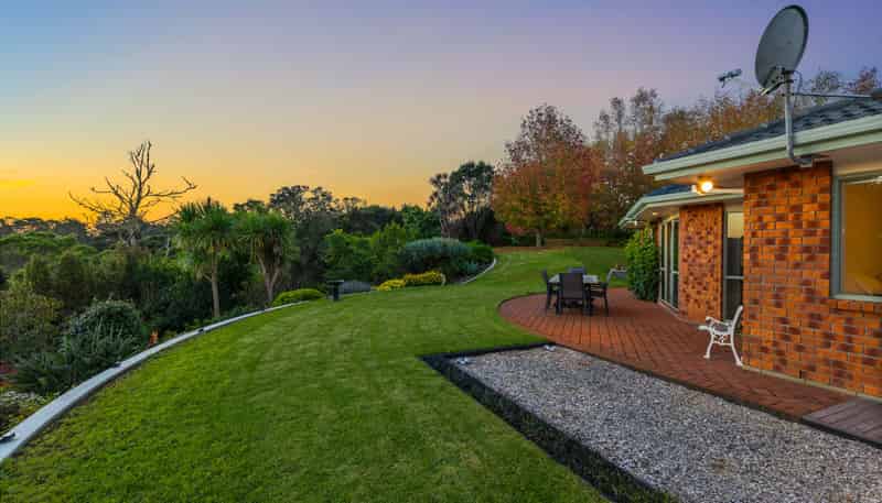1152A East Coast Road, Redvale