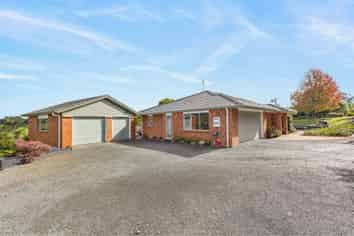 1152A East Coast Road, Redvale