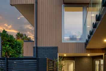 102A Esplanade, Sumner