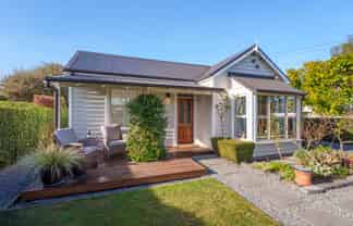 18 St James Avenue, Papanui