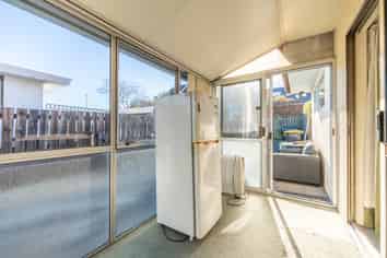 2/119 North Street, Seaview