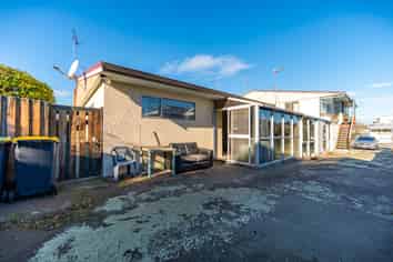 2/119 North Street, Seaview