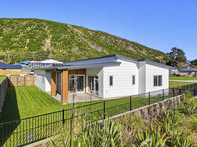 20 Brunoro Place, Paraparaumu