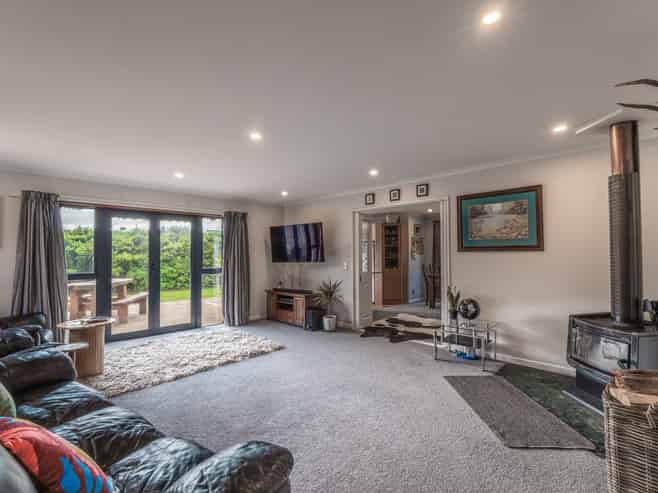 143 Marama Avenue South, Otatara