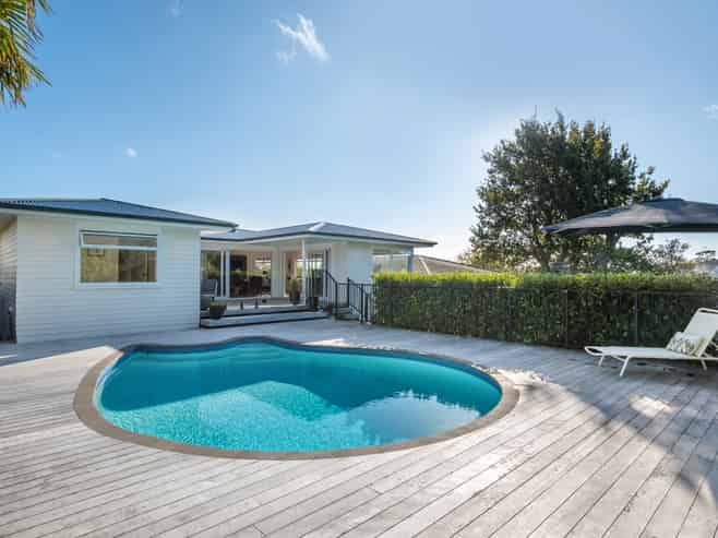 25 Catalina Crescent, Forrest Hill