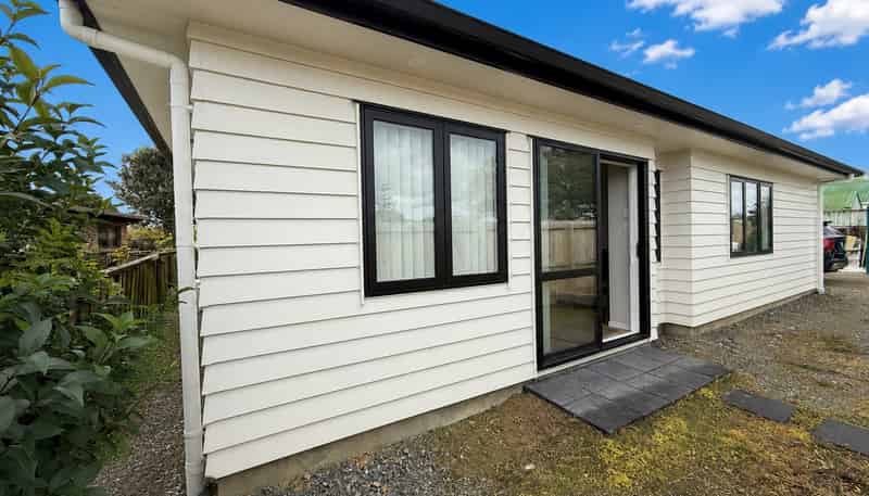 3A Mcleod Road, Weymouth