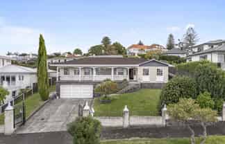 19 Vanessa Crescent, Glendowie