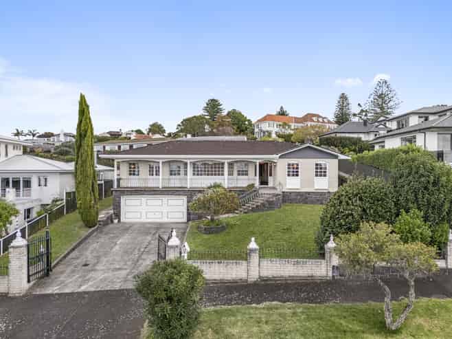 19 Vanessa Crescent, Glendowie