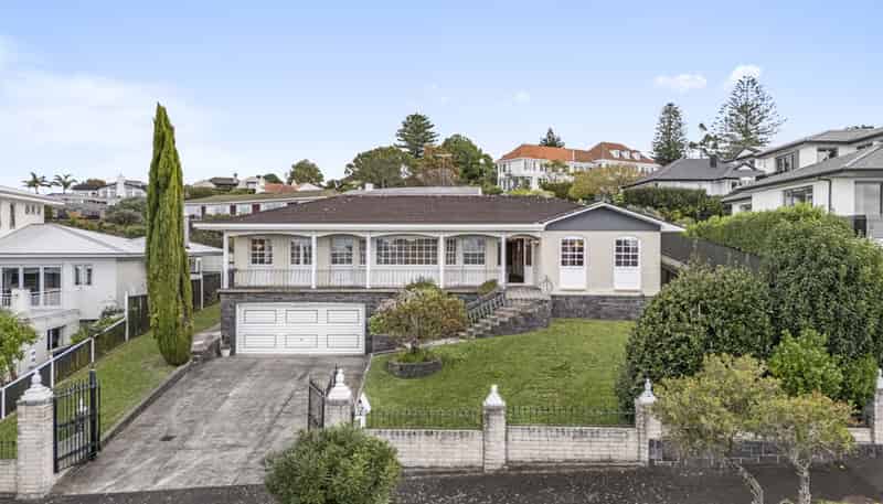 19 Vanessa Crescent, Glendowie