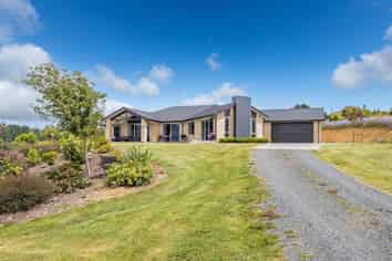 998 Limeworks Loop Road, Karamu