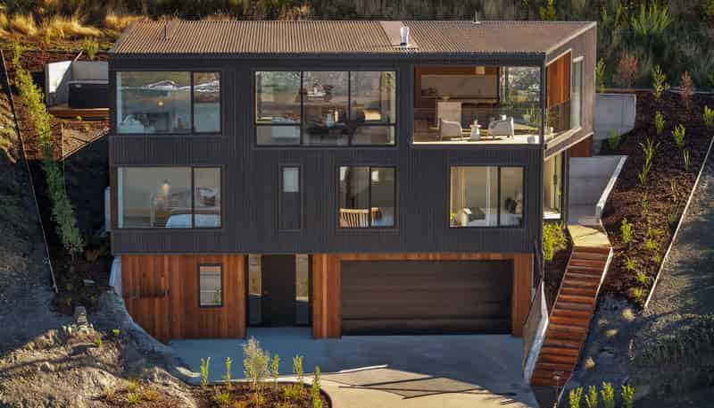 79 Middleton Road, Queenstown Hill