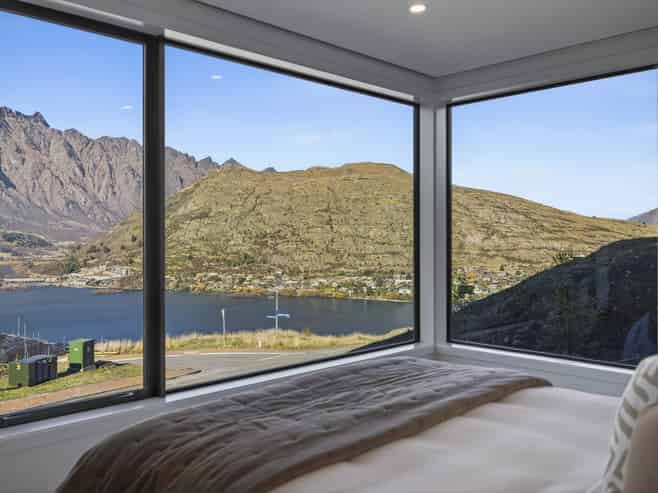 79 Middleton Road, Queenstown Hill