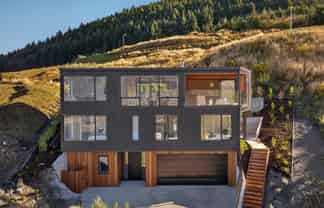 79 Middleton Road, Queenstown Hill