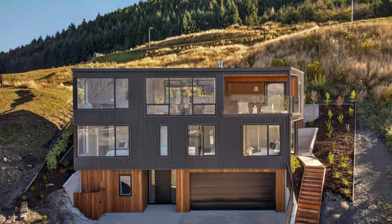 79 Middleton Road, Queenstown Hill