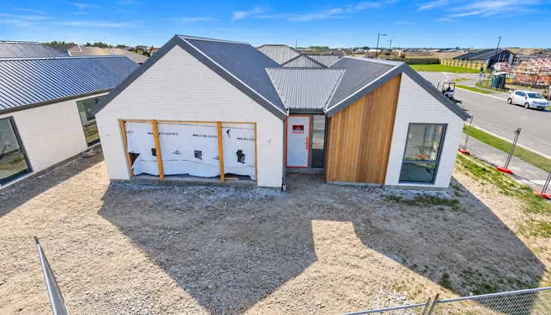 35 Willow Croft Street, Rolleston