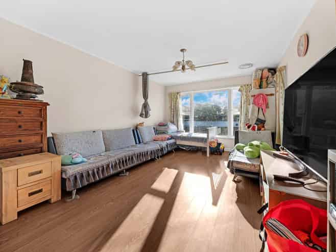 40 Aurea Avenue, Pakuranga