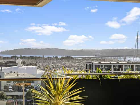 806/141 Pakenham Street West, Wynyard Quarter