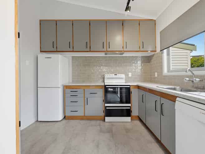 25 Landview Road, Parkvale