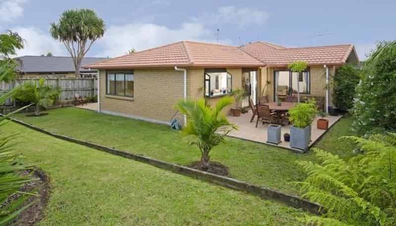 4 Eastland Road, Flat Bush