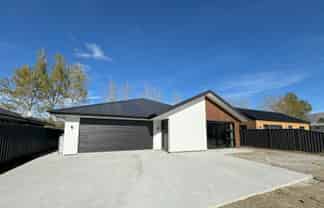 25 Wallis Drive, Cromwell