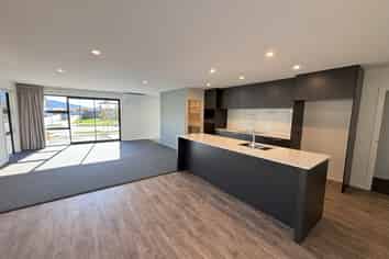 25 Wallis Drive, Cromwell