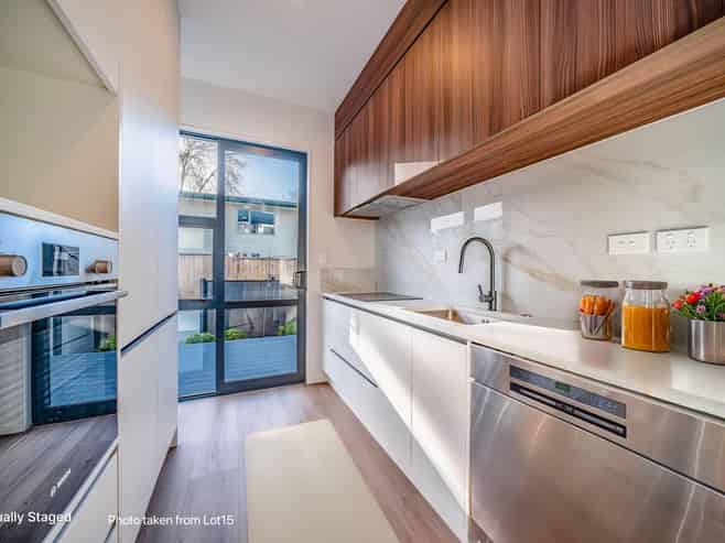 17/85 Cascades Road, Pakuranga Heights