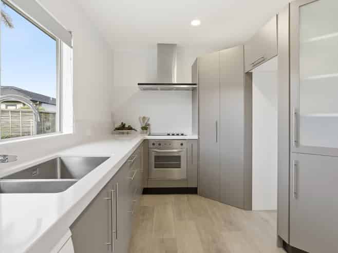 89 Solomon Street, Brookfield