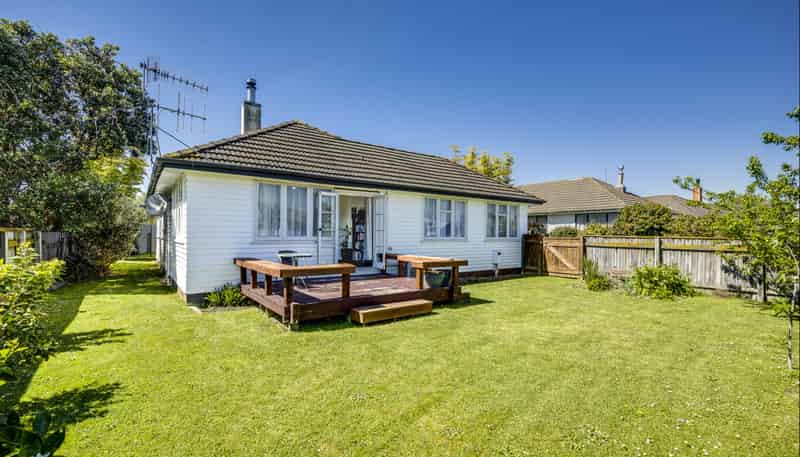 46 Massey Crescent, Marewa
