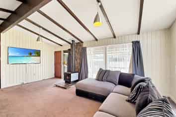 21 Steele Road, Tamarau