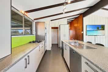 21 Steele Road, Tamarau