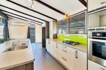 21 Steele Road, Tamarau