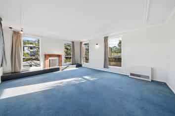 1 Hallewell Crescent, Johnsonville