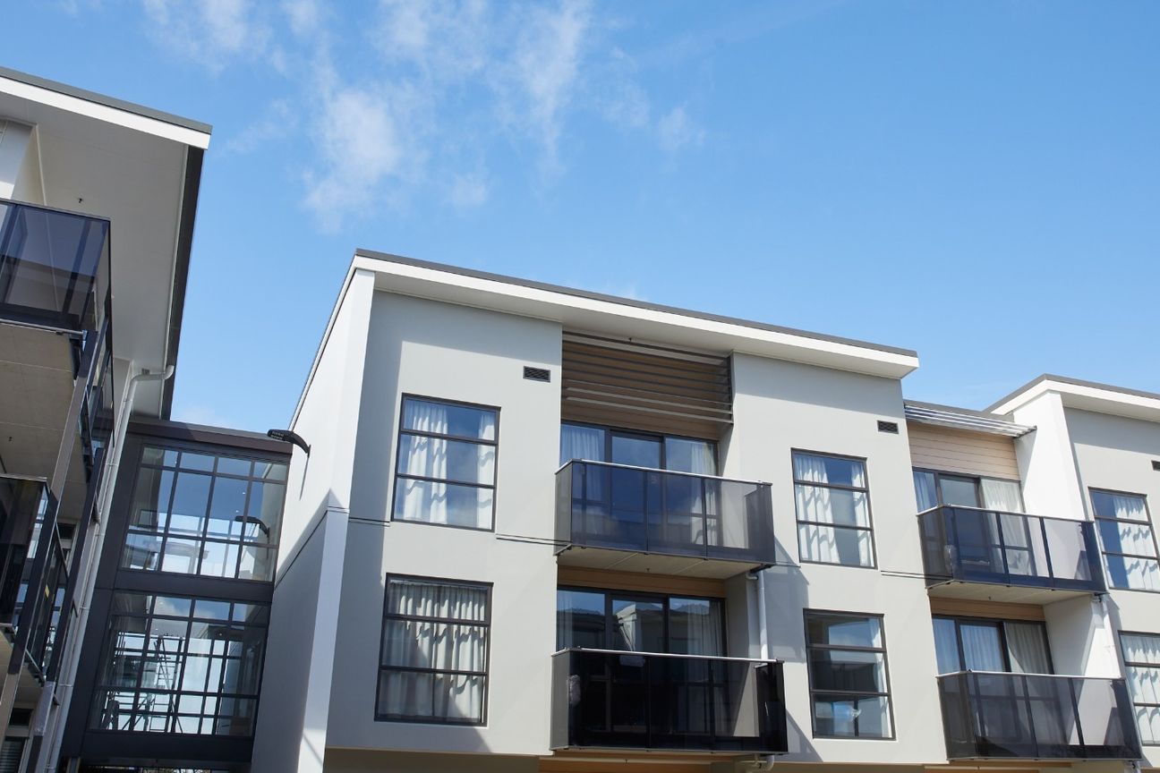 Conveniently located near MIDDLEMORE - Więcej