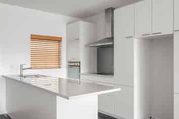 302/4 Reads Quay, Gisborne