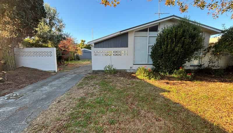 35 Bermuda Drive, Hornby