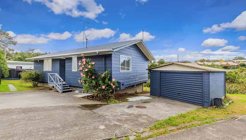 B/21 Kitewao Street, Northcote