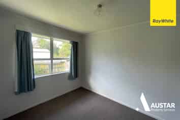 28 Royal View Road, Te Atatu South