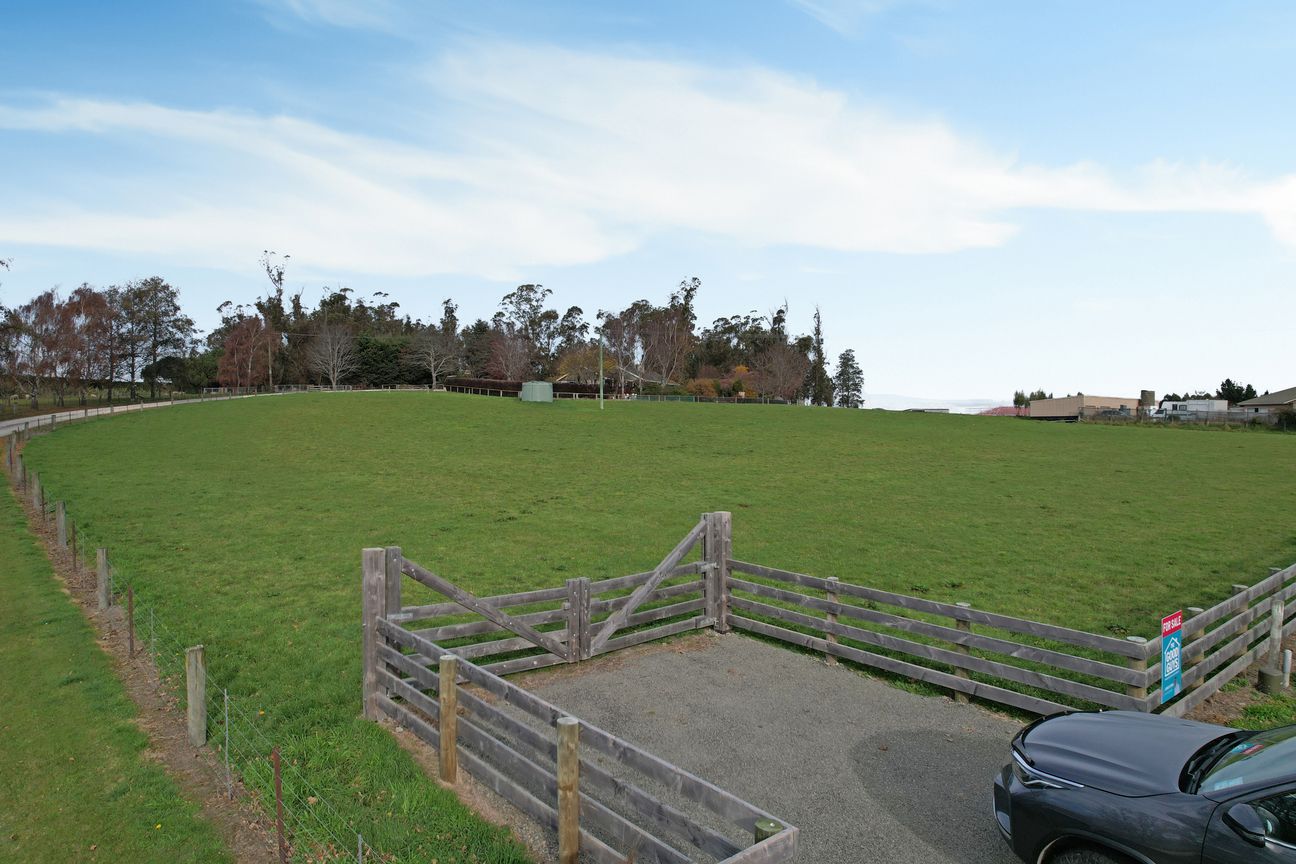 PREMIUM LAND, PREMIUM LOCATION - Vista 5