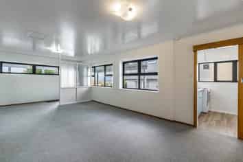 11A Lydia Avenue, Northcote