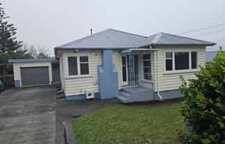 32 Hampton Hill Road, Tawa